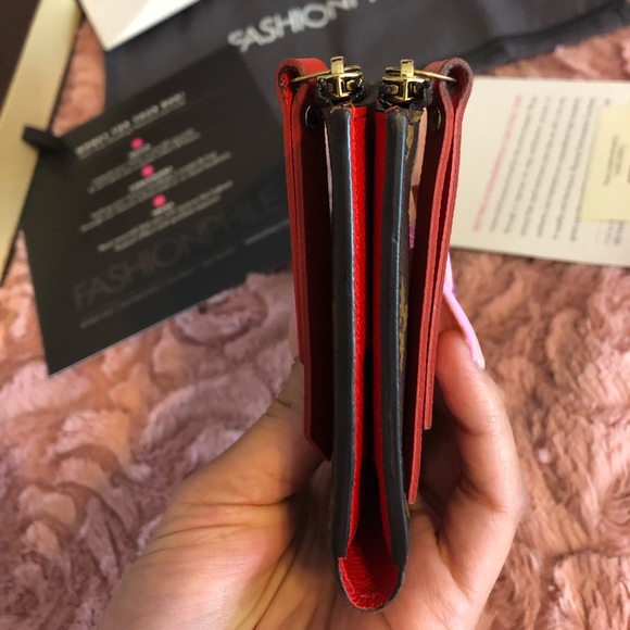 🚫SOLD🚫 Adele Louis Vuitton Wallet - Picture 6 of 8